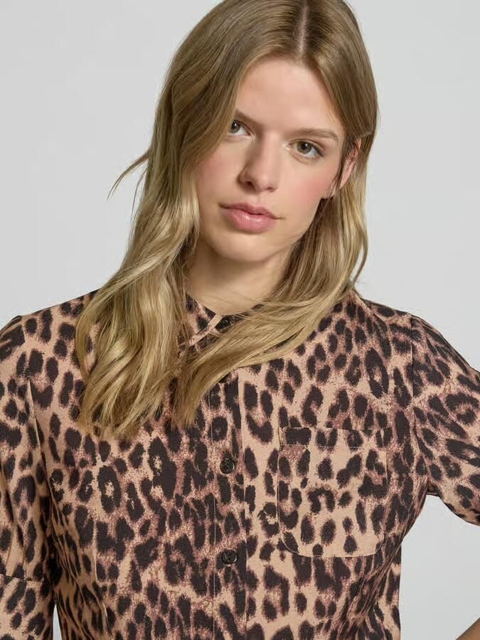 BAUM & PFERDGARTEN Regular fit overhemdblouse met borstzak