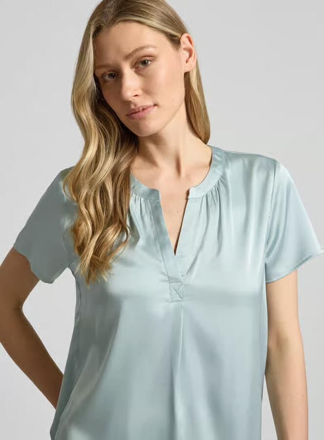 Betty Barclay Blouseshirt van satijn met V-hals - Foto 2