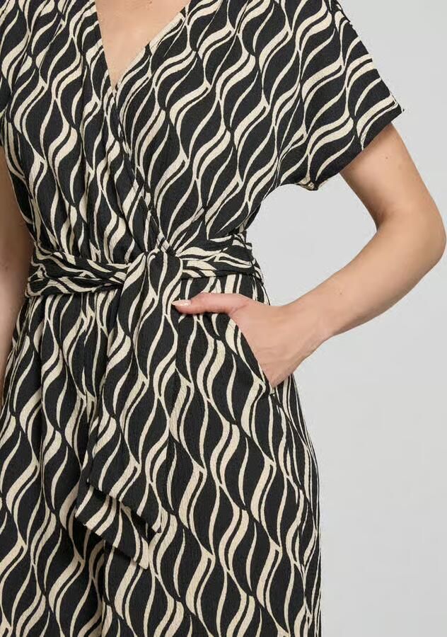 Betty Barclay Jumpsuit in all-over look met V-hals