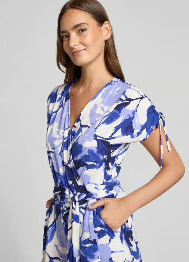 Betty Barclay relaxed fit jumpsuit met V-hals