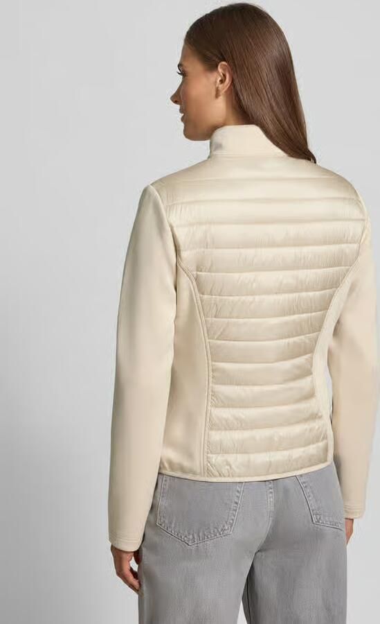 Betty Barclay Slim fit gewatteerd jack met opstaande kraag model 'August'