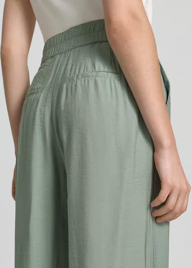 Betty Barclay wide fit chino van viscosemix met achterzakken