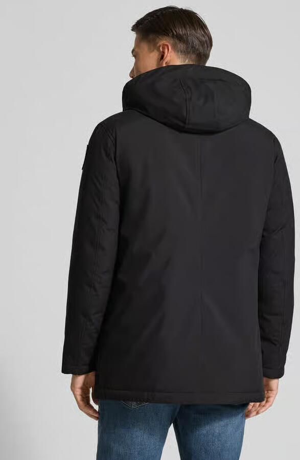 Blauer USA Donsjack met capuchon model 'CHESTER'