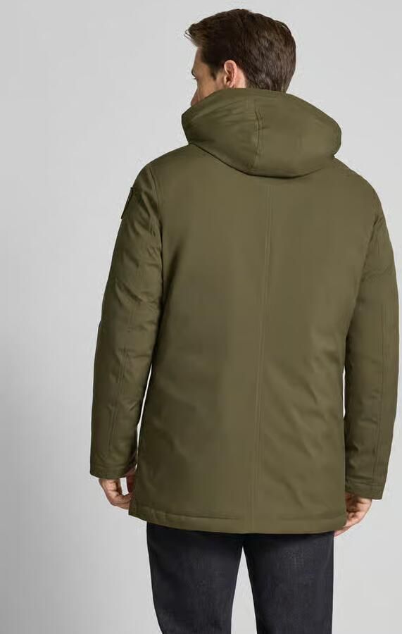 Blauer USA Donsjack met capuchon model 'CHESTER'
