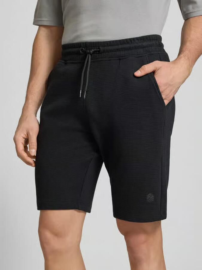 Blend straight fit sweatshorts met logostitching model 'Fillip'