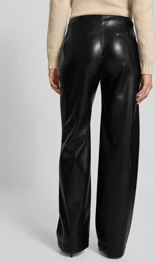 Boss Regular fit broek in leerlook met steekzakken opzij model 'TIMIRAS' - Foto 3