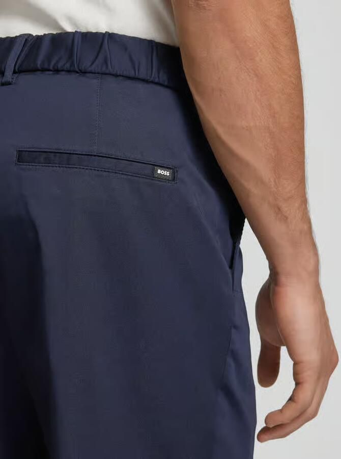 Boss Regular fit pantalon in effen design model 'Perin'