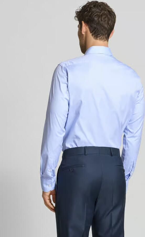 Boss Regular fit zakelijk overhemd met haaikraag