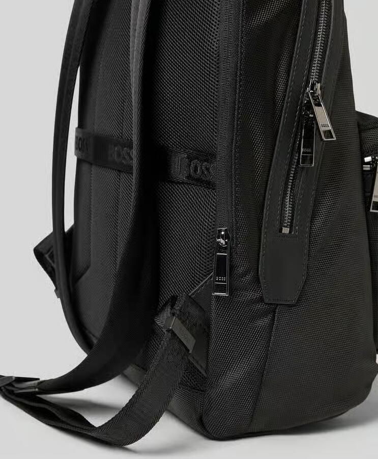 Hugo Boss Gestructureerde Zwarte Rugzak met Kenmerkende Details Black Heren