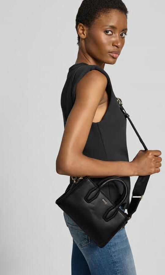 Boss Mini tote bag met labelapplicatie van metaal model 'SANDY' - Foto 3
