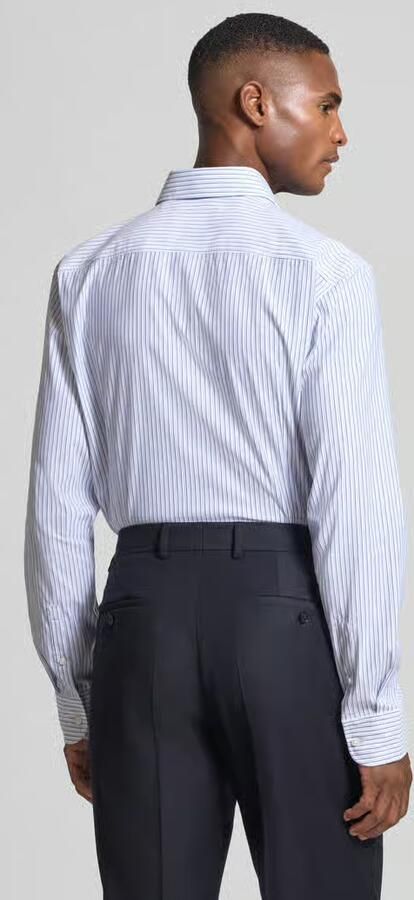 Boss Slim fit zakelijk overhemd van ademend materiaal model 'HANK'