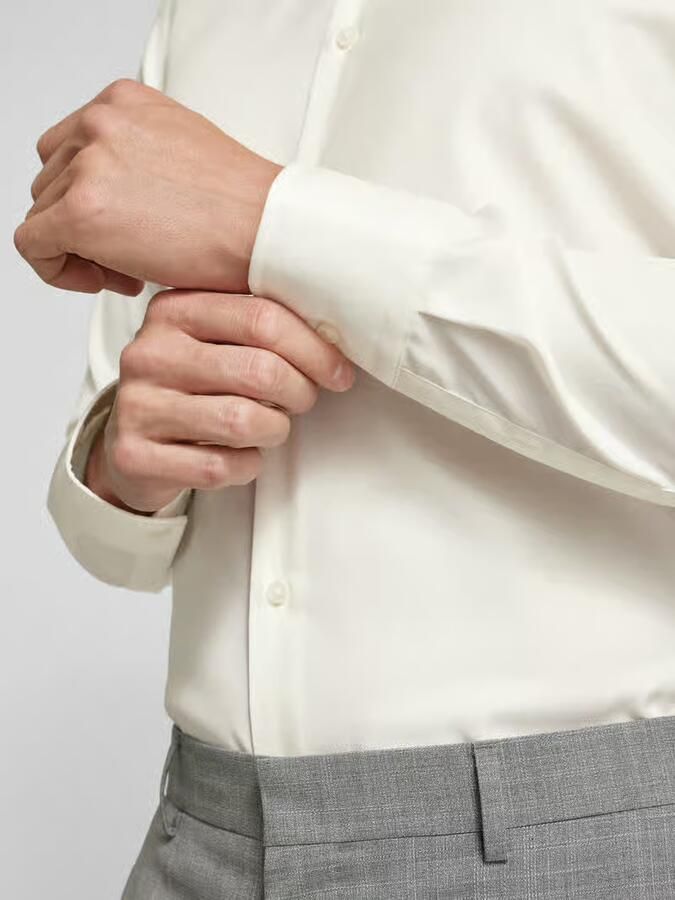 Boss Slim fit zakelijk overhemd van fijn twill