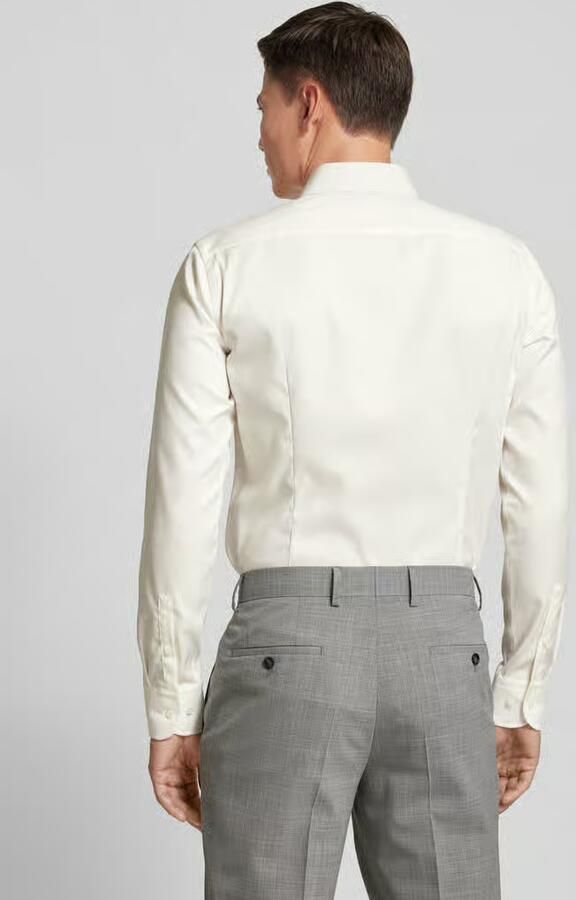 Boss Slim fit zakelijk overhemd van fijn twill