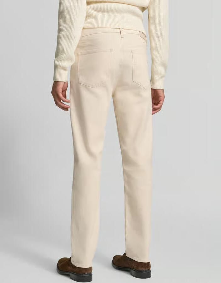 Boss straight fit jeans met kasjmier-aandeel model - Foto 2