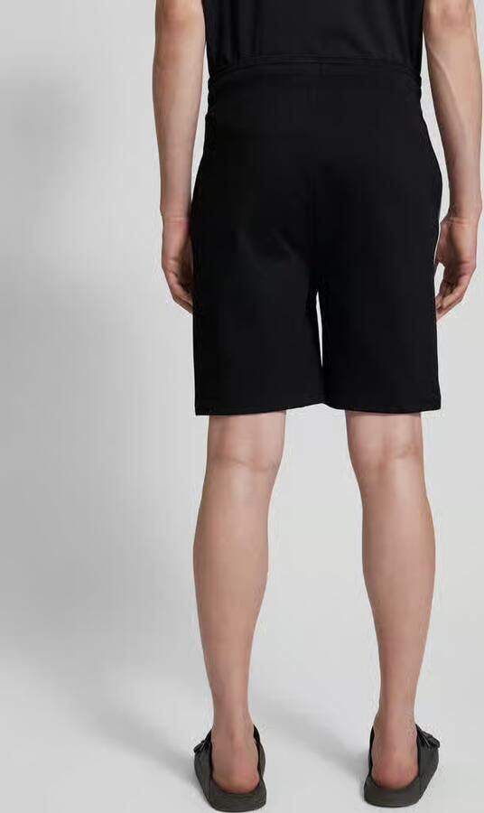 Boss Sweatshorts met labelstitching