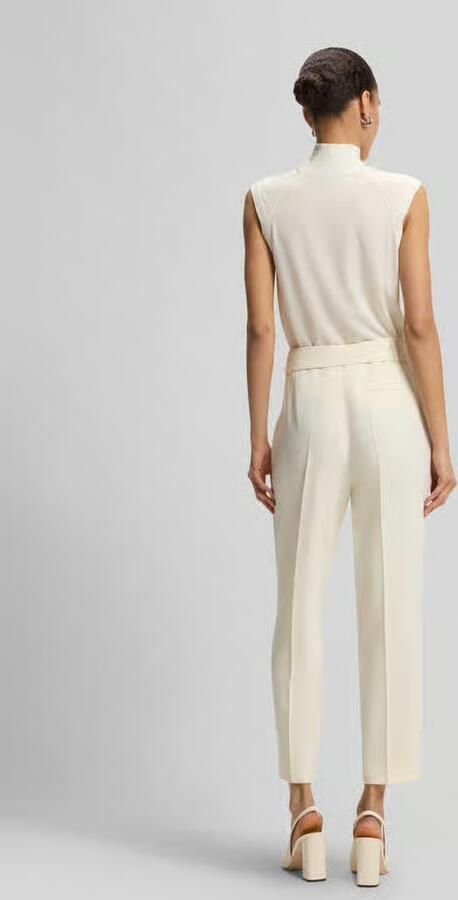 Boss tapered broek met riemsluiting model 'TECARINAH'