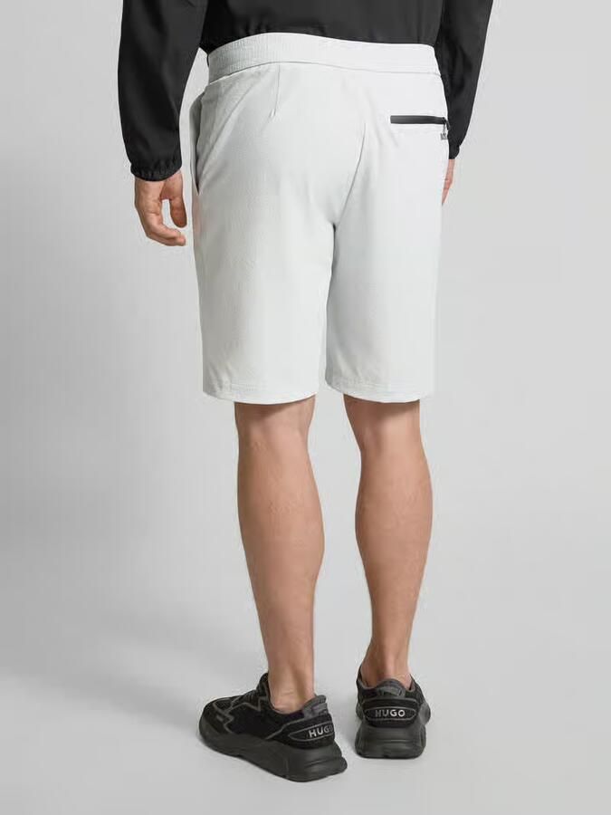 BOSS Green Regular fit korte broek van sneldrogend materiaal