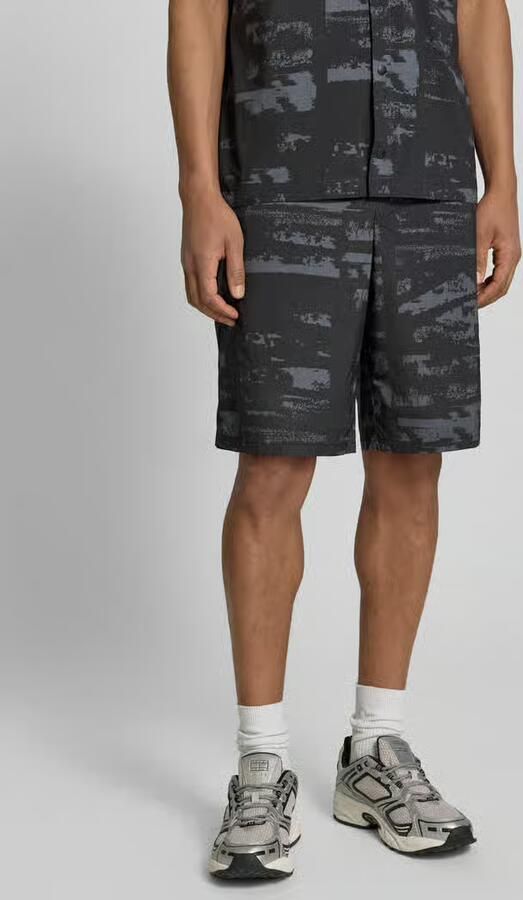BOSS Green regular fit short met all-over motief model 'Globe AOP' - Foto 4