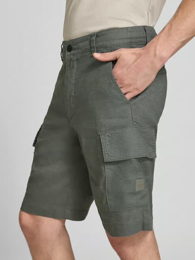 Boss Orange relaxed fit cargoshort van linnenmix model 'SISLA-CARGO-S1'