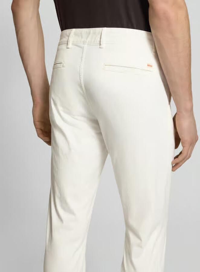Boss Orange Slim fit chino met ceintuurlussen. - Foto 5