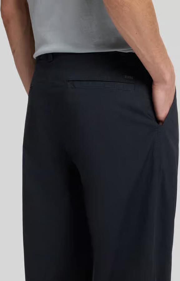 Boss Orange straight fit chino van katoenmix model 'CHINO_ST_PLEATED_1'