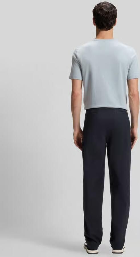 Boss Orange straight fit chino van katoenmix model 'CHINO_ST_PLEATED_1'