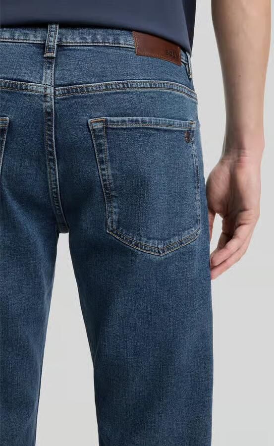 Boss Orange straight fit jeans van katoenmix met labelpatch