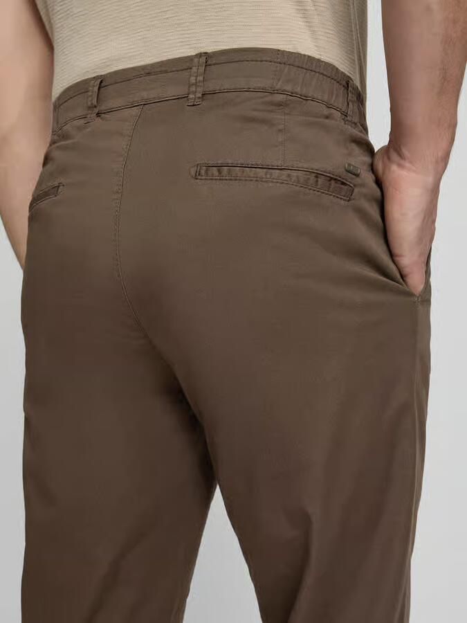 BRAX comfort fit chino met steekzakken model 'Tino'