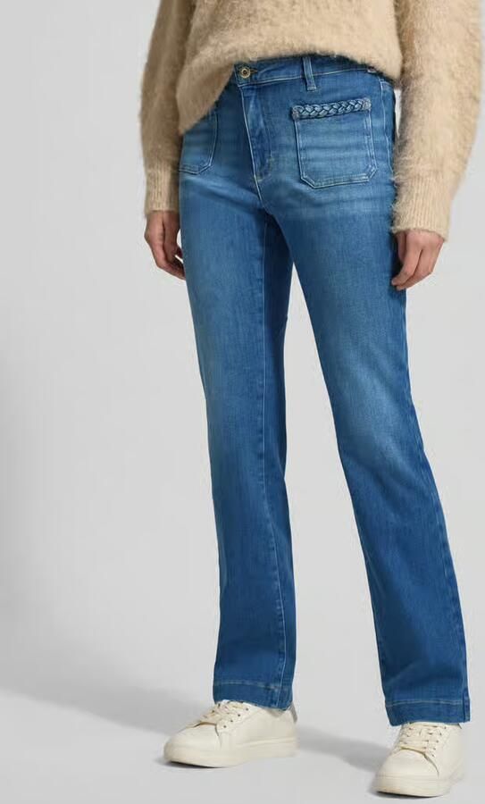 BRAX flared fit jeans met Gevlochten detail Model 'Mary' - Foto 3