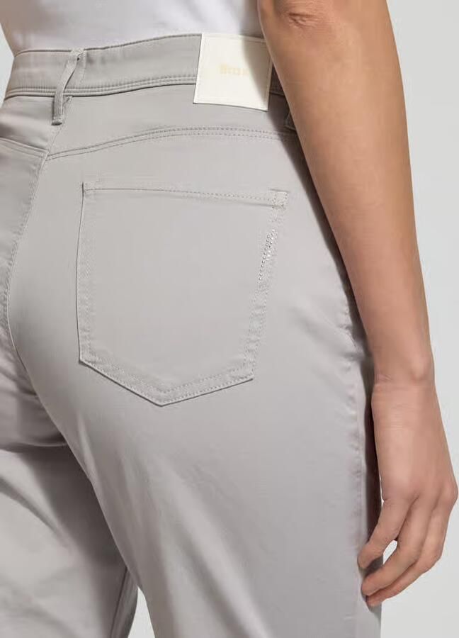 BRAX Flared fit stoffen broek met lyocell model 'Carola' - Foto 2