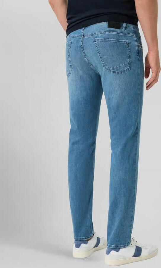 BRAX modern fit jeans van katoenmix model 'Chuck'