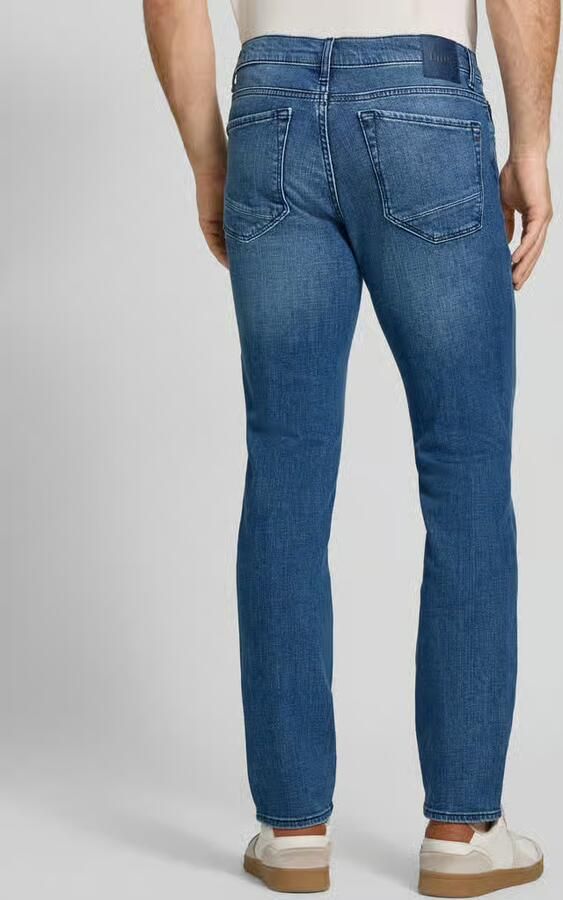 BRAX modern fit jeans van katoenmix model 'Chuck' - Foto 2