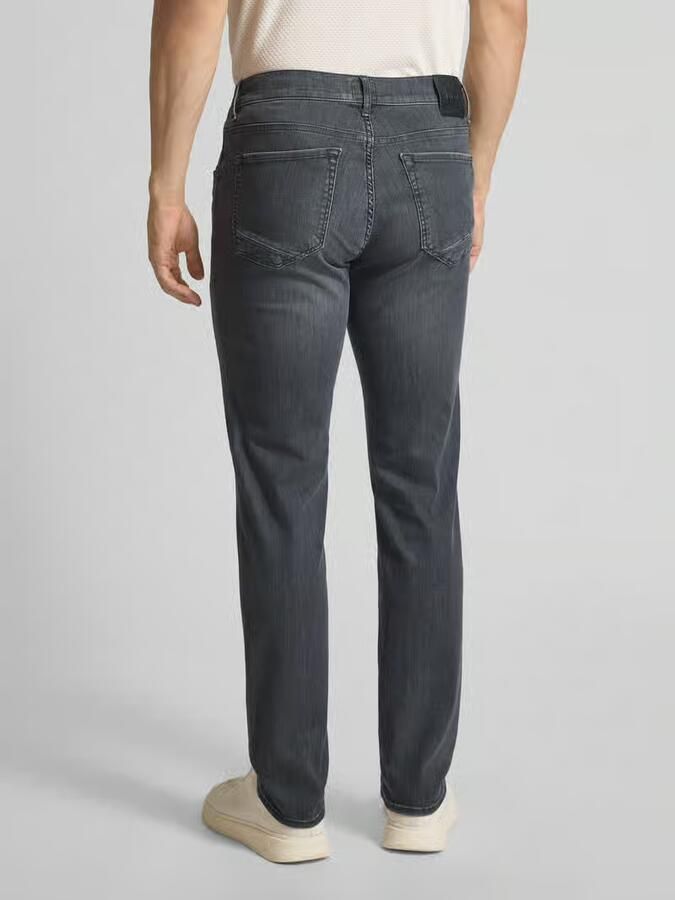 BRAX Regular fit jeans met steekzakken model 'CHUCK'