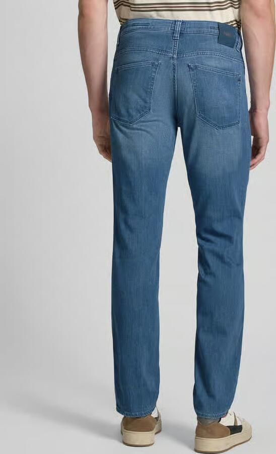 BRAX regular fit jeans van katoenmix met viscose en zijdege model 'Chuck'