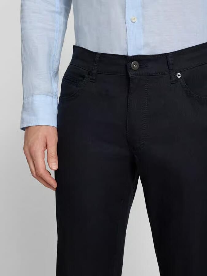 BRAX regular fit stoffen broek van mix van katoen en linnen model 'CADIZ'