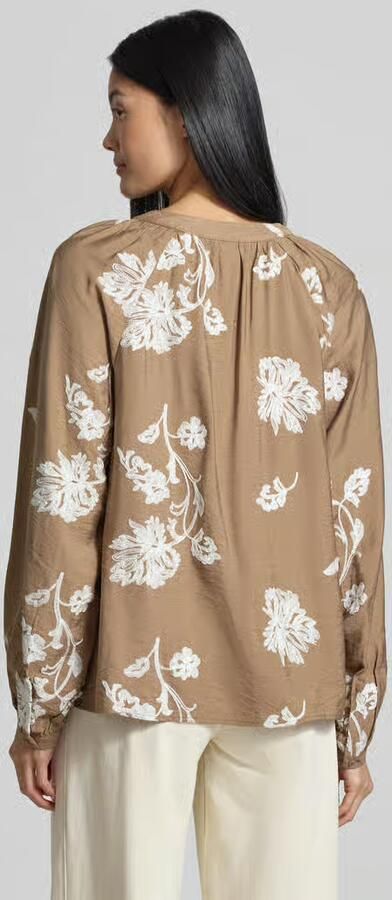 BRAX relaxed fit blouse met lange mouwen van viscosemix model 'VIVIAN'