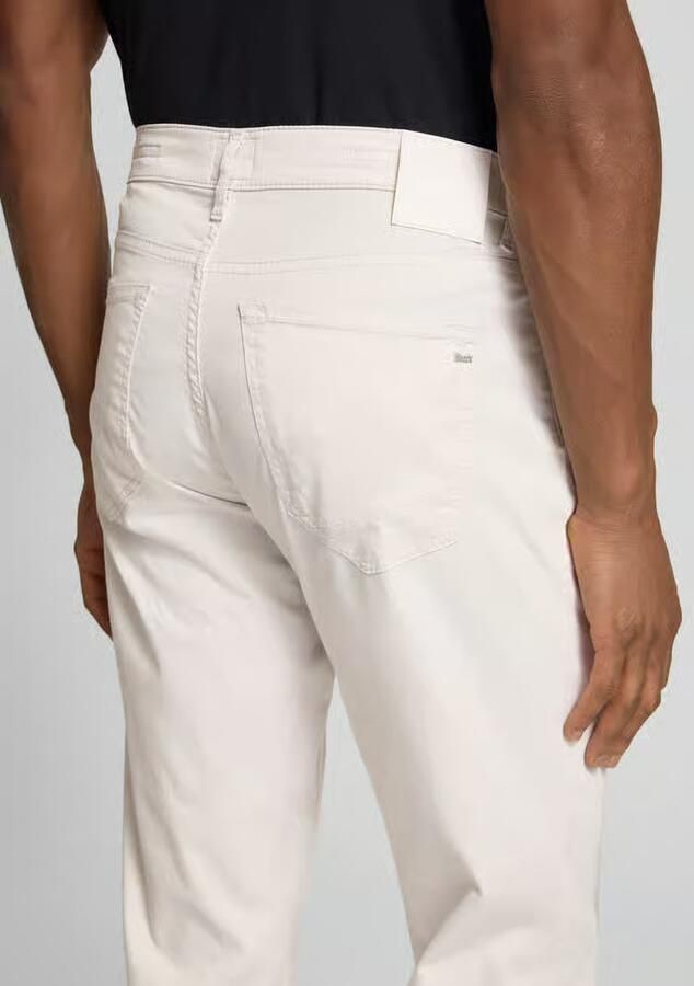 BRAX slim fit broek met steekzakken model 'Chuck'