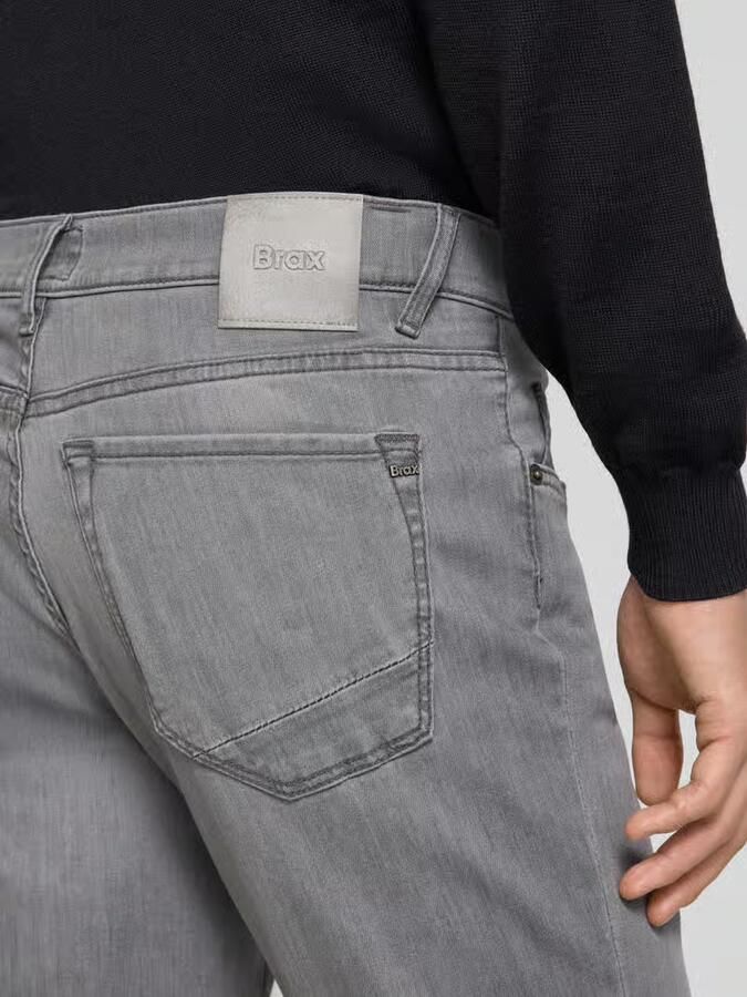 BRAX Slim fit jeans met 5-pocketmodel model 'Chuck' - Foto 2