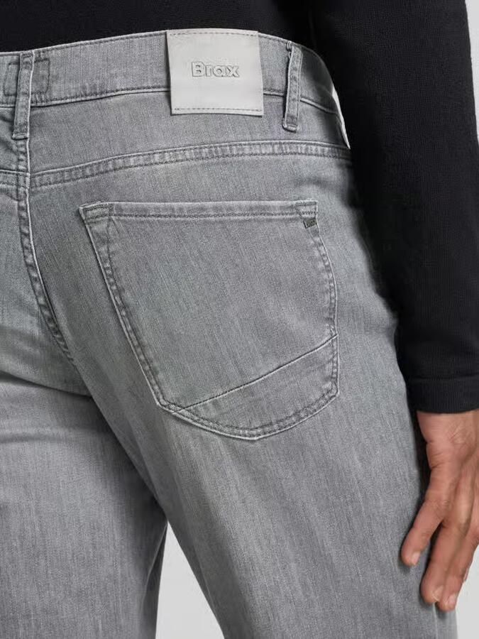 BRAX Slim fit jeans met steekzakken model 'Chuck' - Foto 2