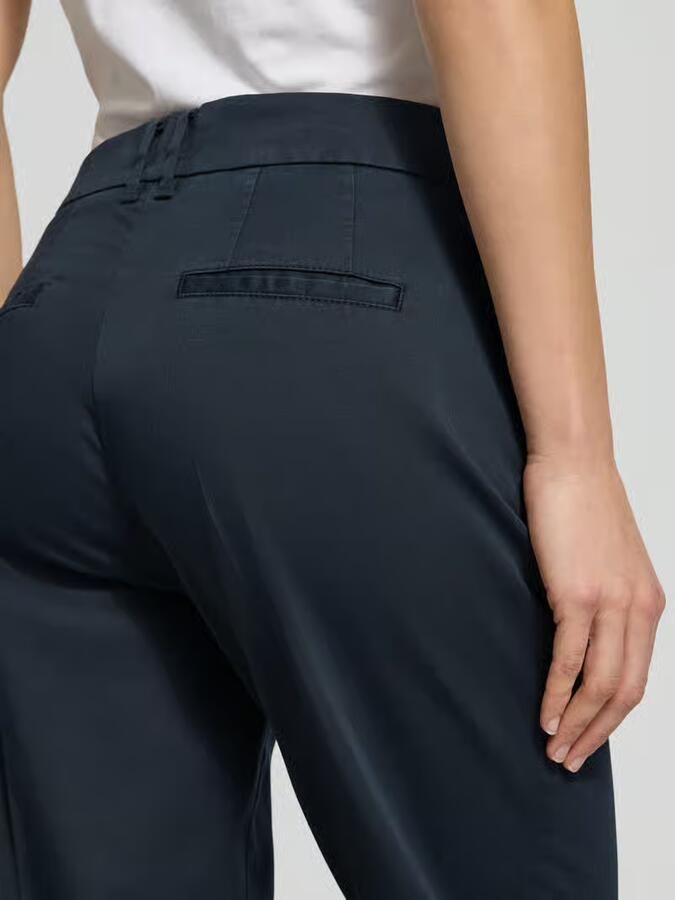 BRAX Straight fit stoffen broek met lyocell model 'Mara' - Foto 2