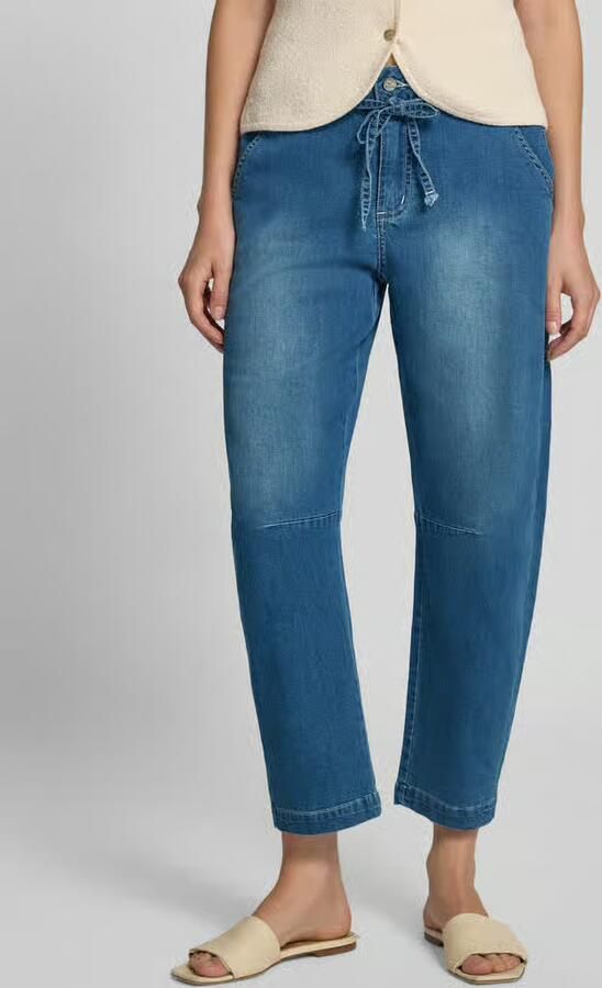 Buena Vista jeans met steekzakken en strikceintuur - Foto 3