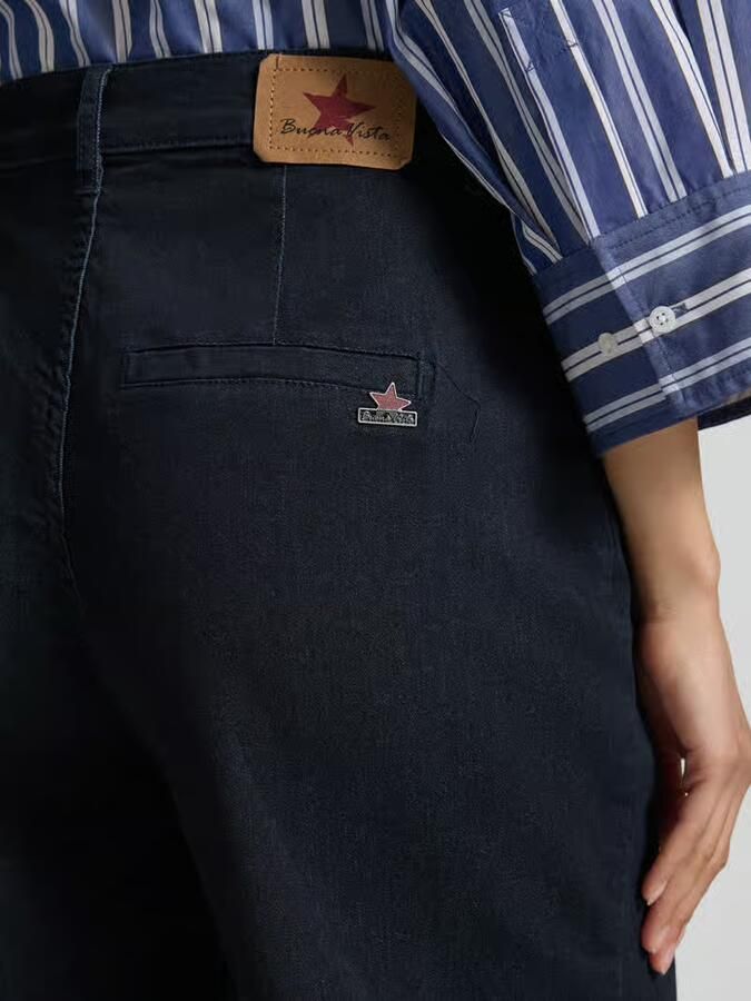 Buena Vista korte chino met strookzakken aan de achterkant