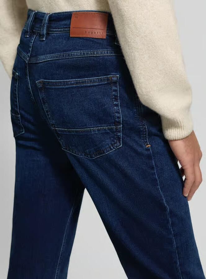 Bugatti Regular fit jeans met steekzakken - Foto 2