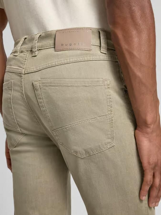 Bugatti regular fit jeans met steekzakken