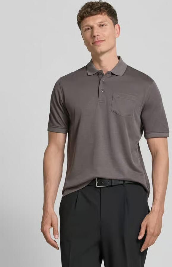 Bugatti regular fit poloshirt met borstzak en labelstitching - Foto 2