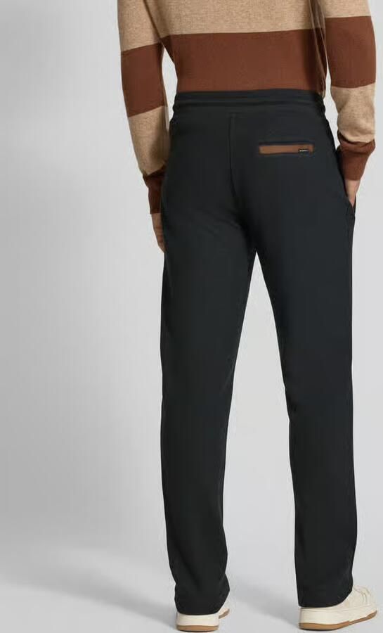Bugatti Regular fit sweatpants met achterzak model 'Selanik'
