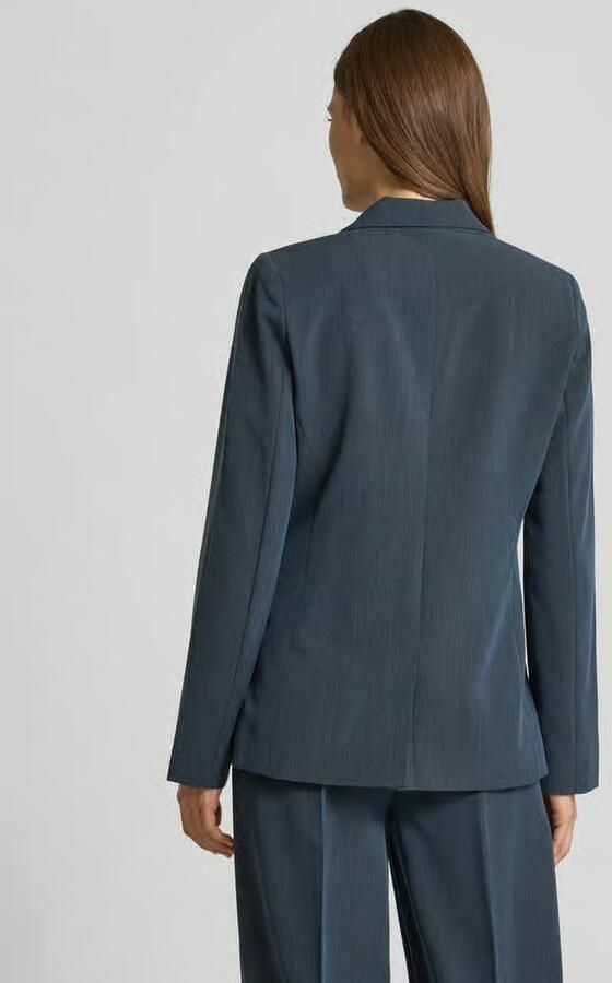 B.Young Blazer met reverskraag model 'Danta'