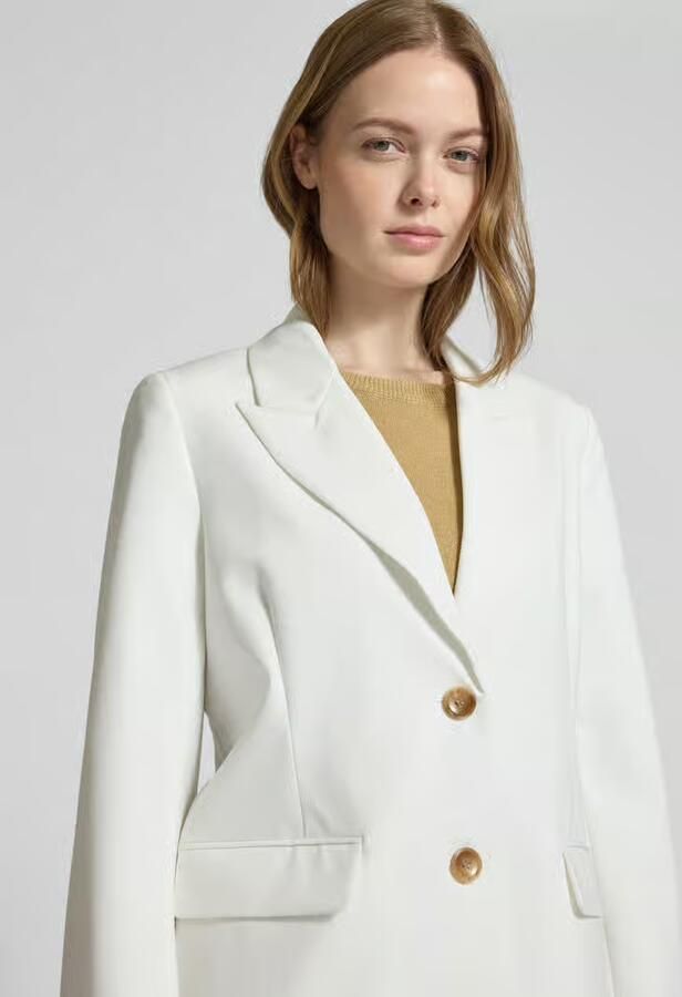 B.Young Blazer met reverskraag model 'DECERI'