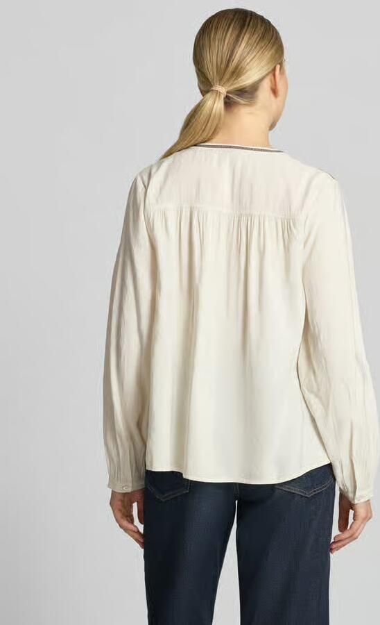 B.Young Blouse van viscosemix met korte knoopsluiting model 'IRISA' - Foto 3