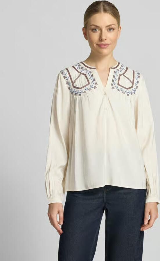 B.Young Blouse van viscosemix met korte knoopsluiting model 'IRISA' - Foto 2